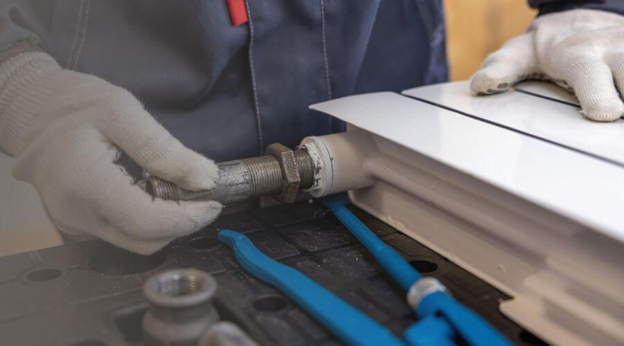 Professional water heater repair services in Escanaba, MI